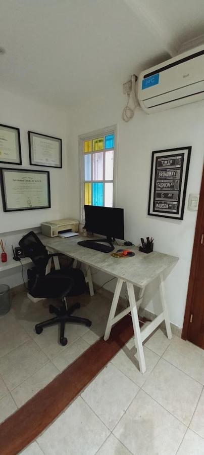Aeropuerto A 5' Y Ruta Del Vino A 100 Mts Habitación en casa particular *