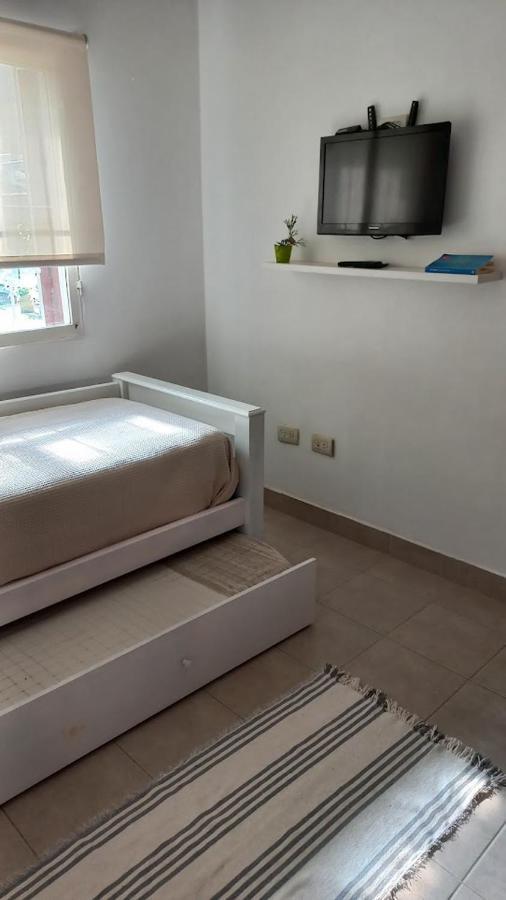 Habitación en casa particular Aeropuerto A 5' Y Ruta Del Vino A 100 Mts